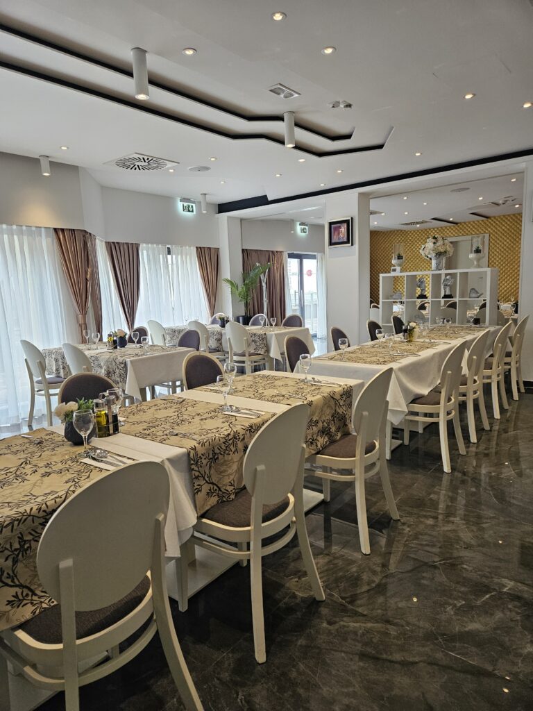 Interijer restorana hotela Santiny u Svetoj Nedelji
