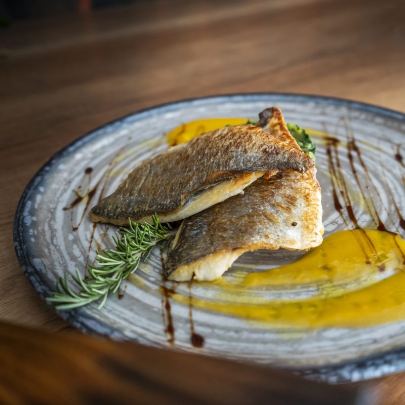 File orade poslužen s povrćem u restoranu hotela Santiny u Svetoj Nedelji